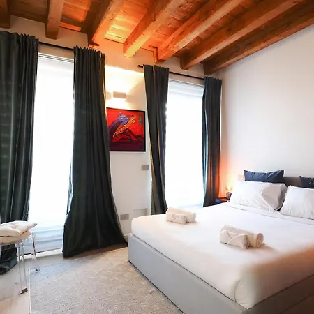 Primopiano - Zumbini Appartement *