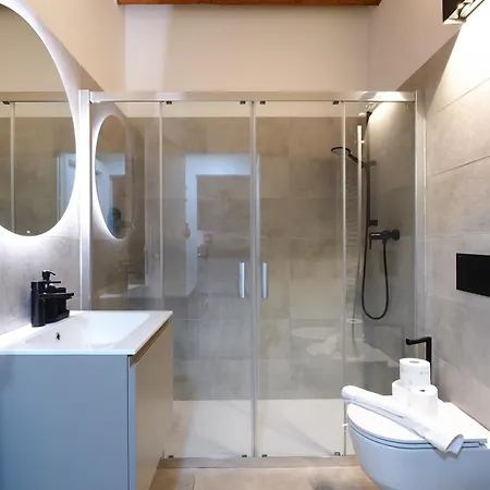 Primopiano - Zumbini Appartement *